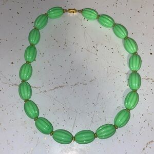 Vintage Lime Green Ribbed Necklace